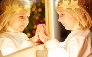 What-Does-it-Look-Like-to-Serve-Jesus-Look-in-the-Mirror